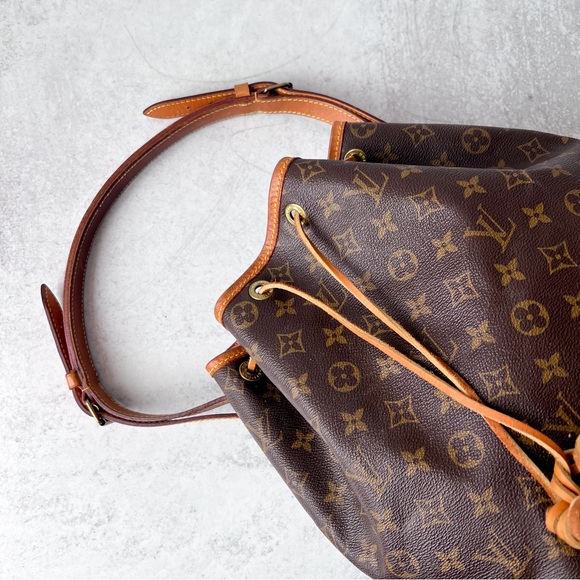 Louis Vuitton • LV Monogram Noe Shoulder Bag Malletier - Picture 5 of 15